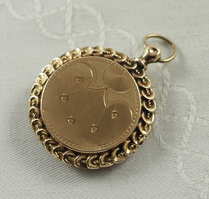 gold mourning locket