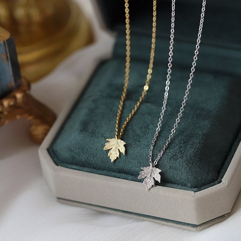 maple leaf necklace