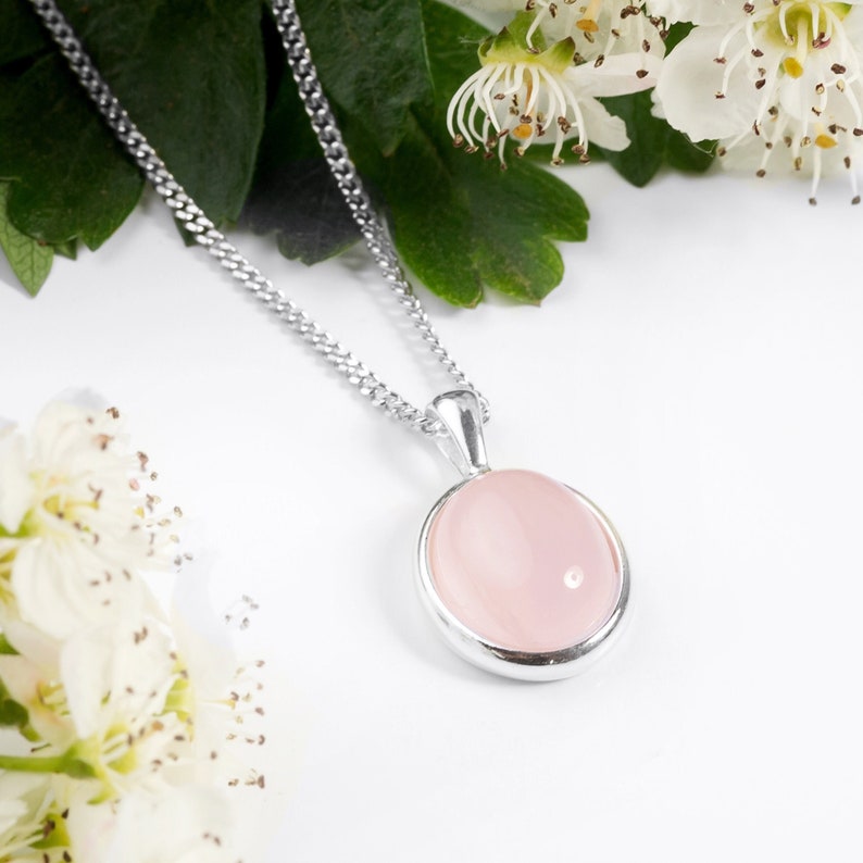 rose quartz pendant