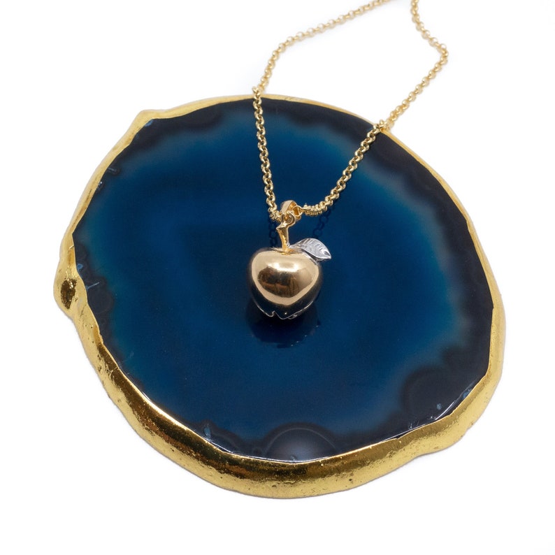 apple pendant