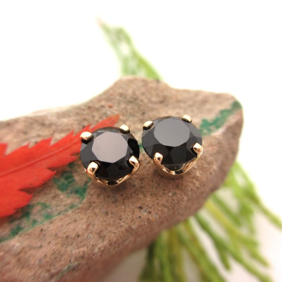 Black Spinel stud Earrings 