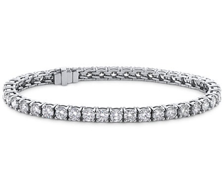 Prong setting diamond tennis bracelet in white gold