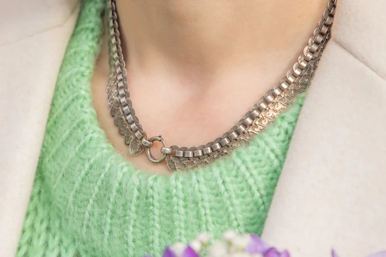 book chain necklace