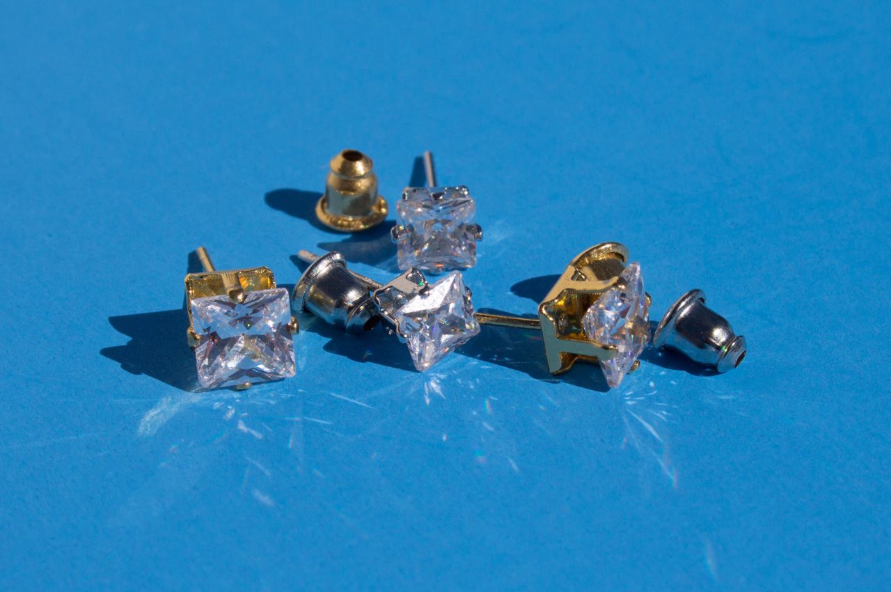 buyer's guide cubic zirconia cz