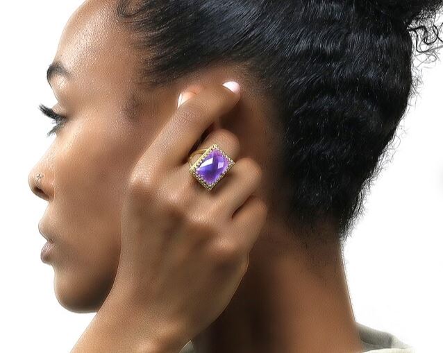 Cocktail amethyst ring