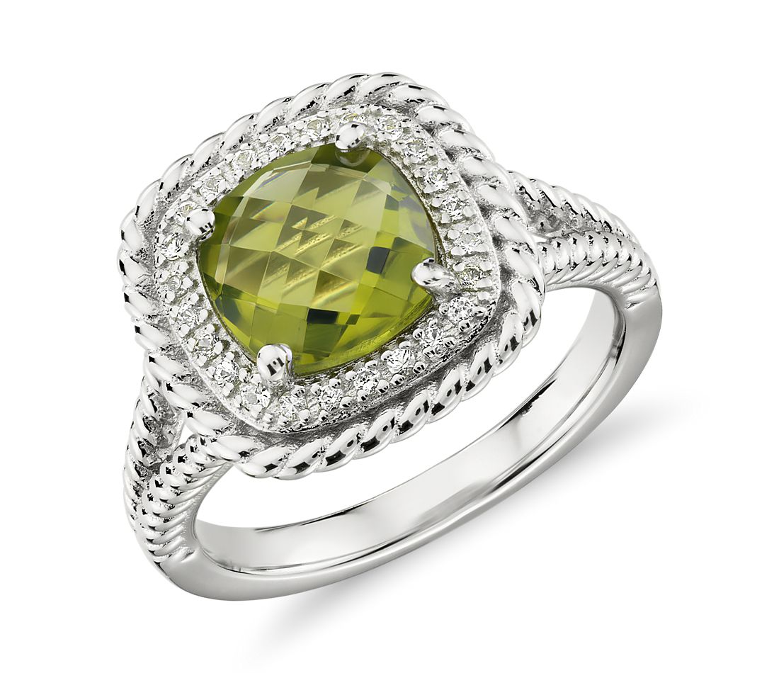 Corda Cushion-Cut Peridot Halo Ring