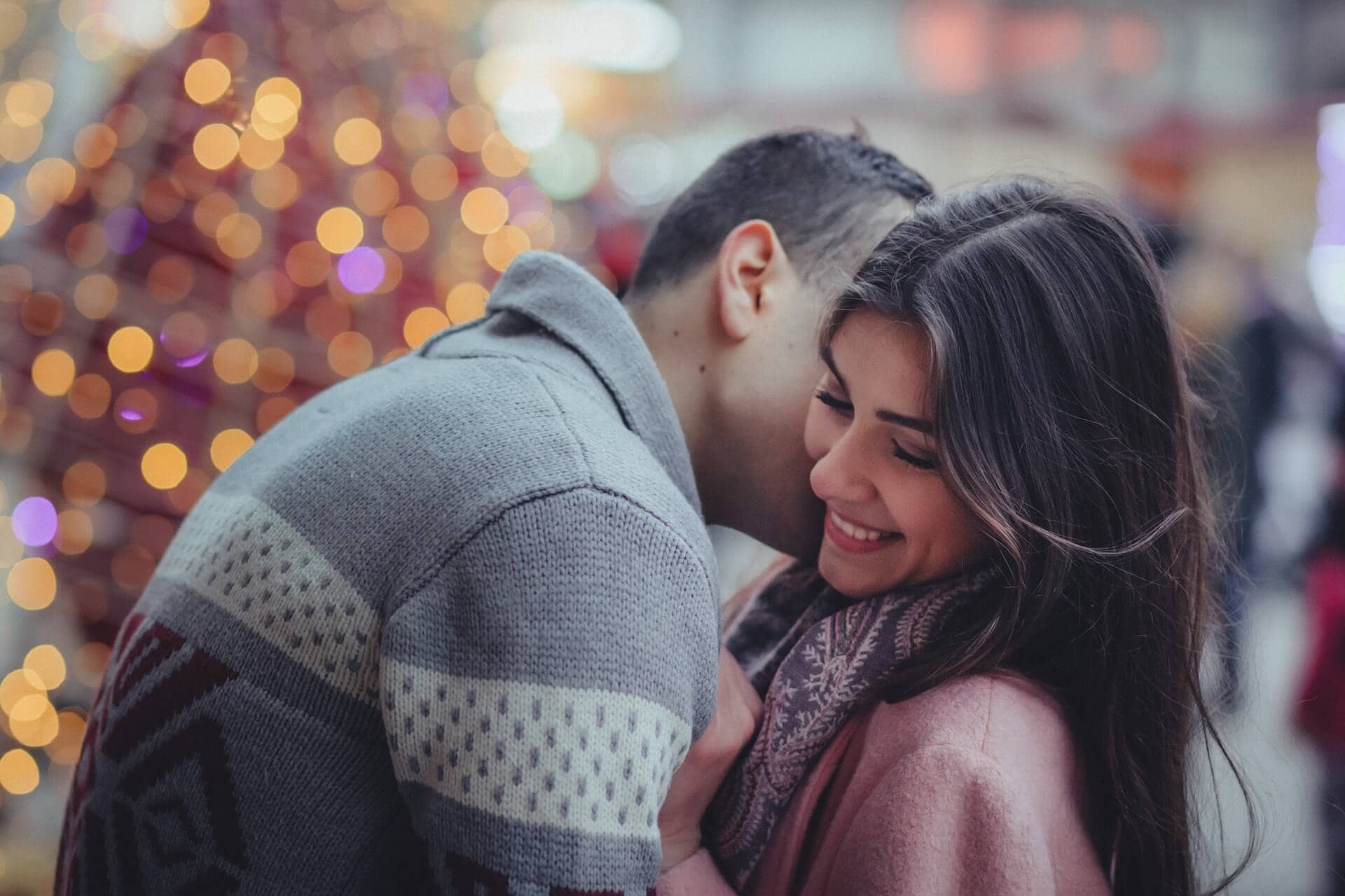 Buying jewelry for your girlfriend's birthday guide