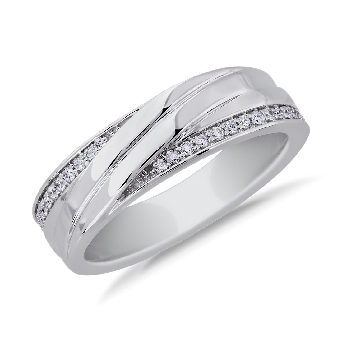 diagonal swirl with pave diamond ring