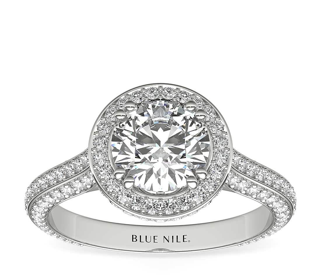 Diamond halo engagement ring