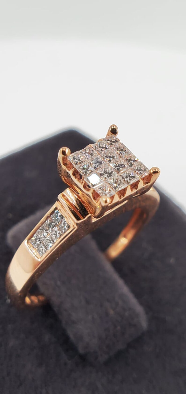  Diamond Ring Rose Gold with invisible setting