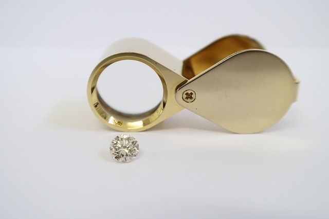 diamonds loupe magnifier