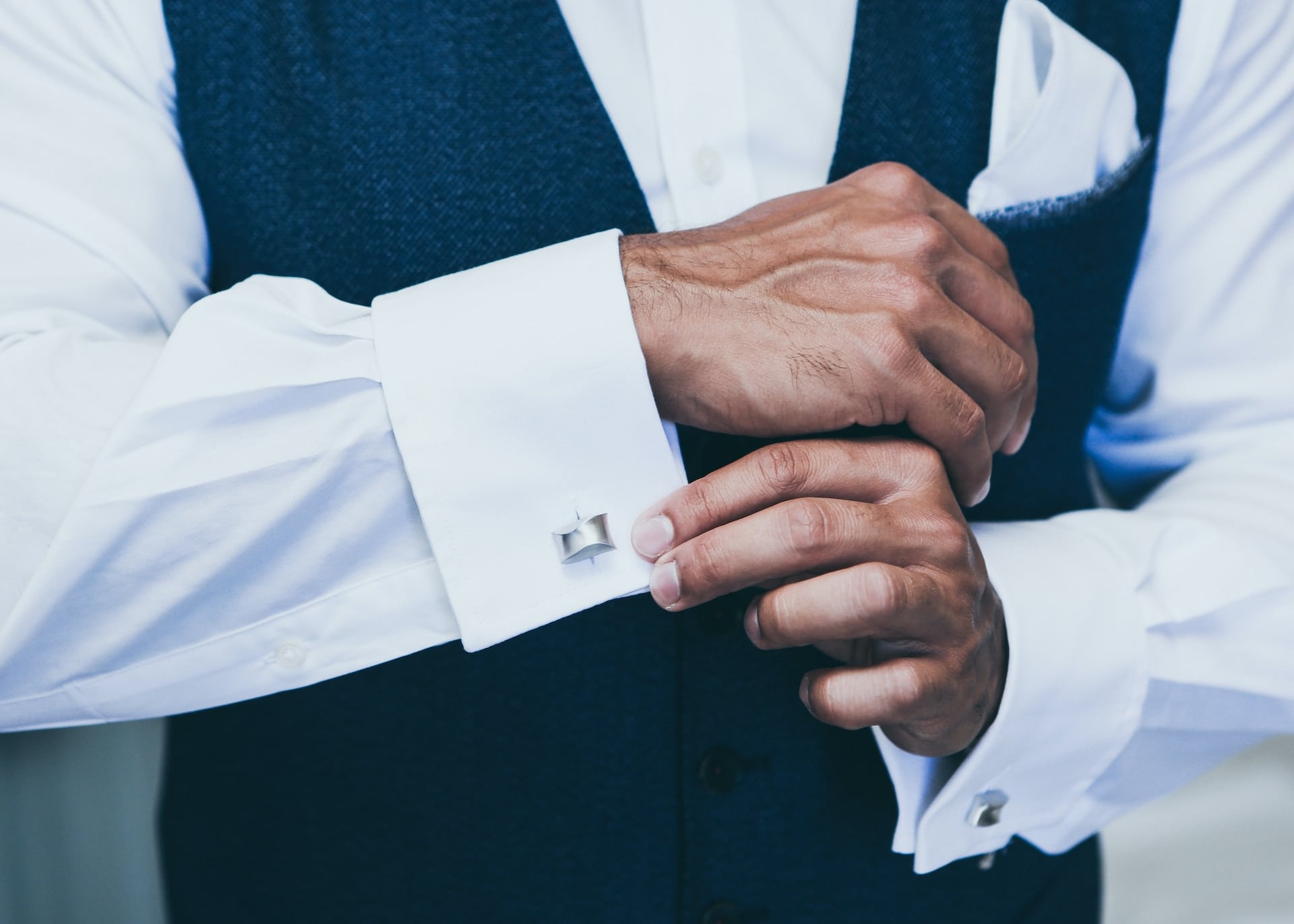 how to choose cufflinks for men