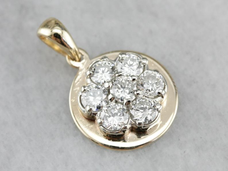 lower clarity grade pendant gold setting