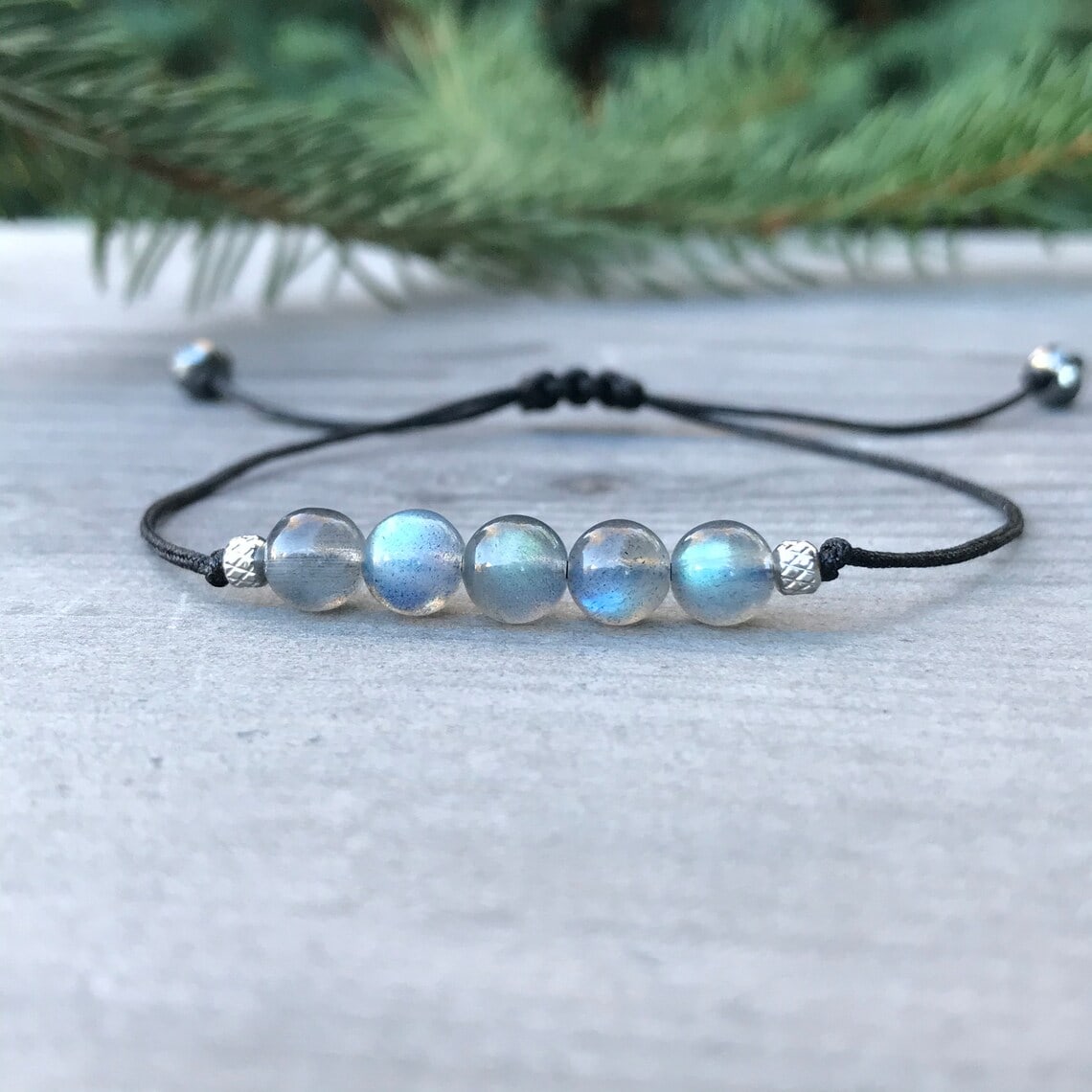 madagascar labradorite macrame bracelet