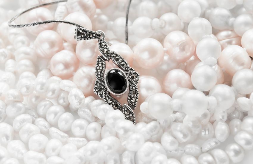 Onyx jewelry