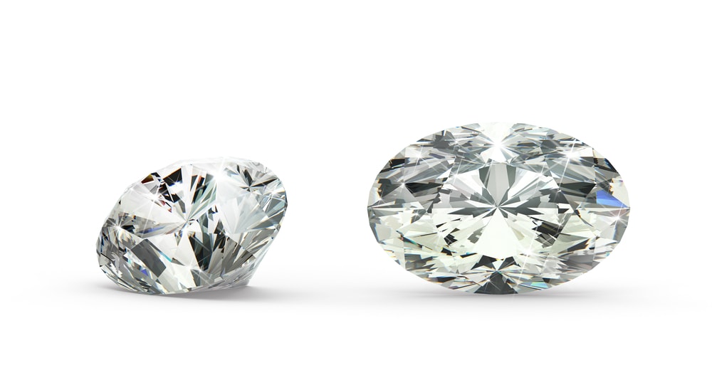 oval vs round cut diamonds guide