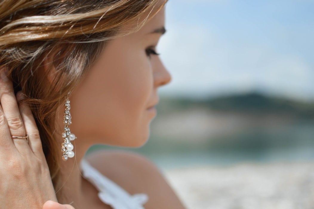 Pearl drop earrings