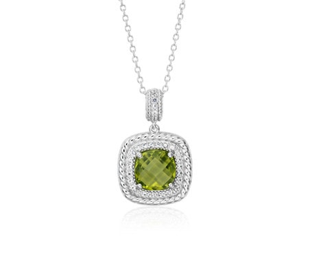 Green peridot pendant