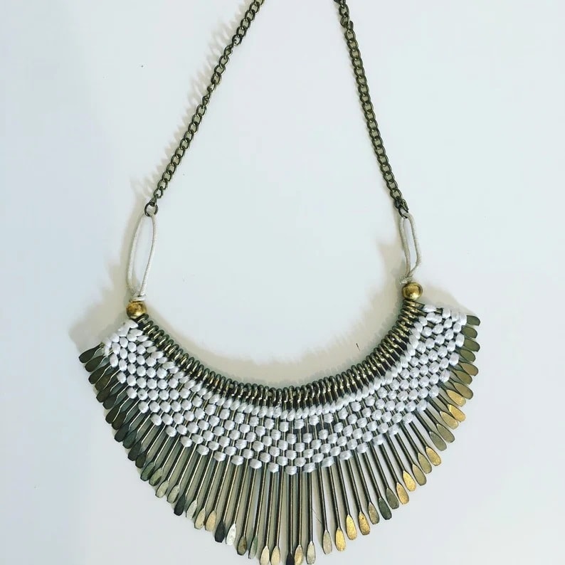 plastron necklace