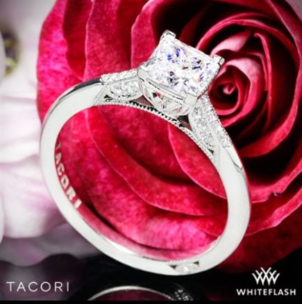 Prong setting solitaire ring