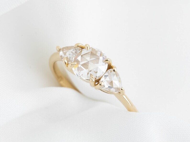 round rose cut gold ring