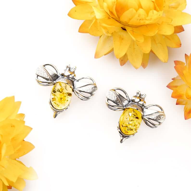 Stud earrings bees