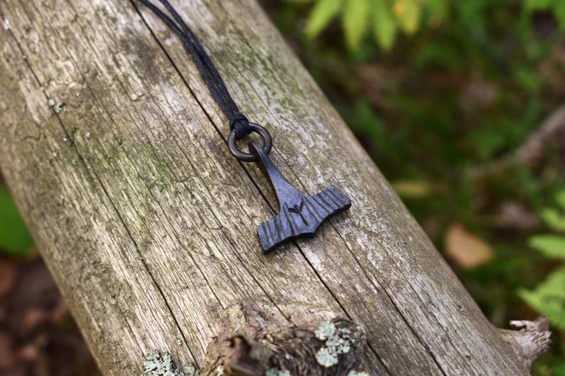 Thor's hammer pendant