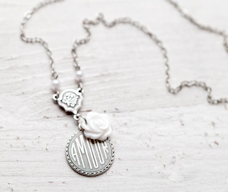 Vintage amour pendant