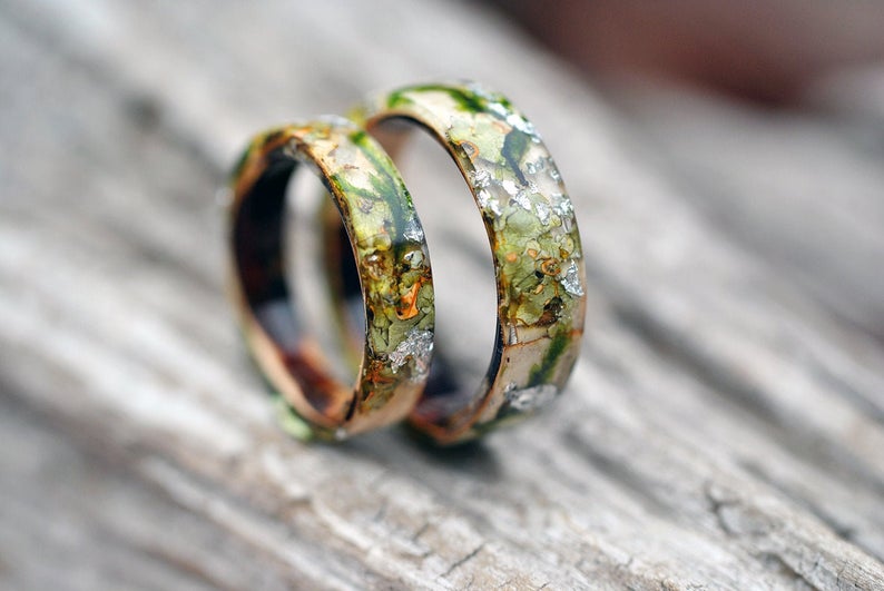 Wedding ring with birch bark