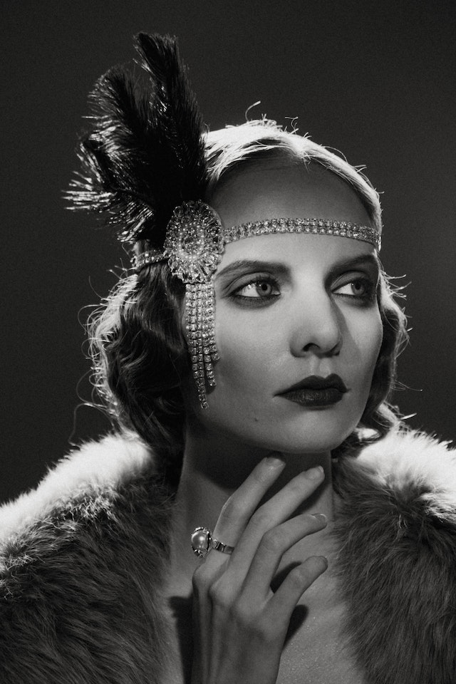 flapper girl cocktail ring