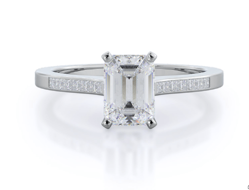 Emerald classic ring with clarity