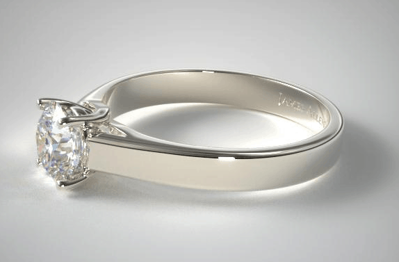 Low setting engagement ring