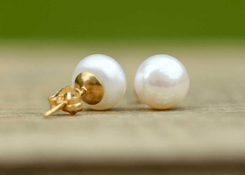 pearl studs