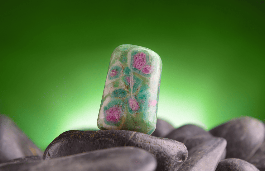 zoisite crystal