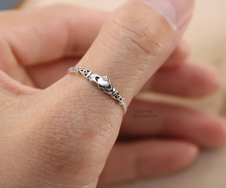 Celtic Irish claddagh Ring