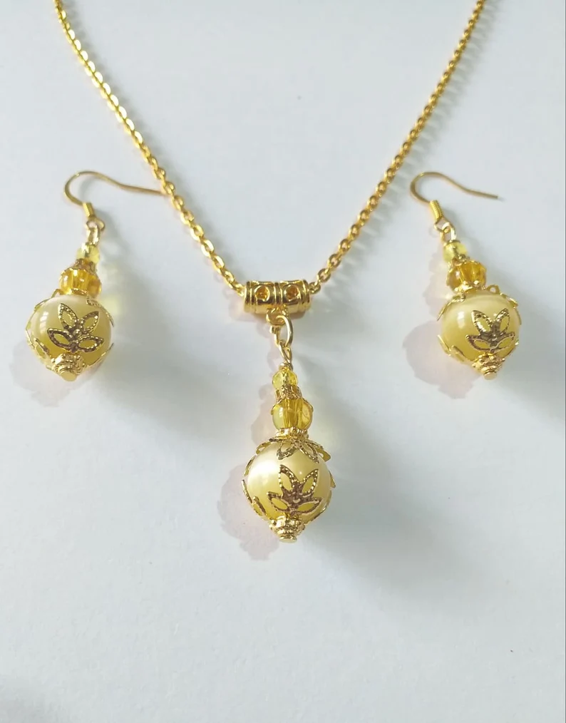 Chrysoberyl Cat Eye Earrings