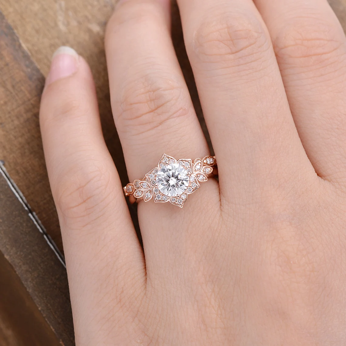 Flower Moissanite Engagement Ring