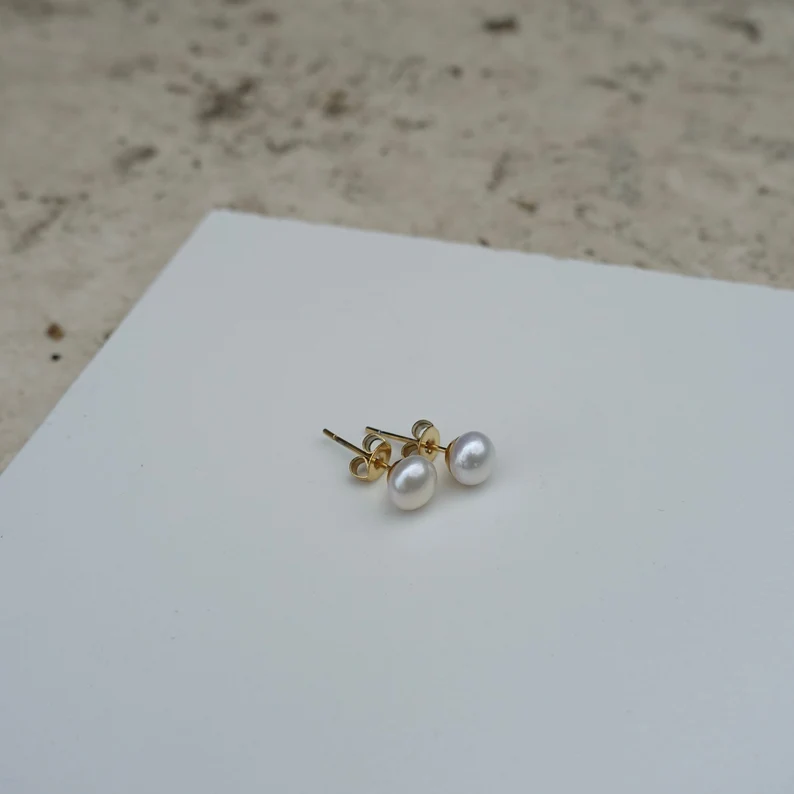 Freshwater Pearl Stud Earrings