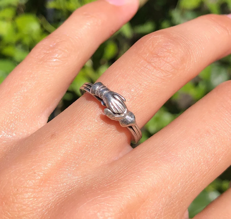 Gimmel Hand Fede Ring