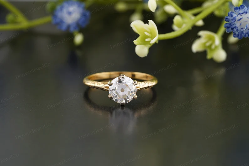 Old european cut diamond art deco ring