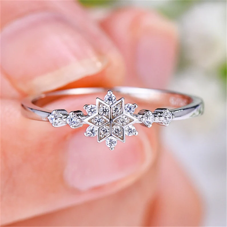 snowflake cz ring