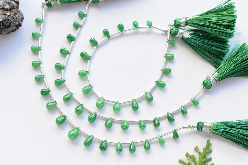 Tsavorite Drop Beads Cabochon